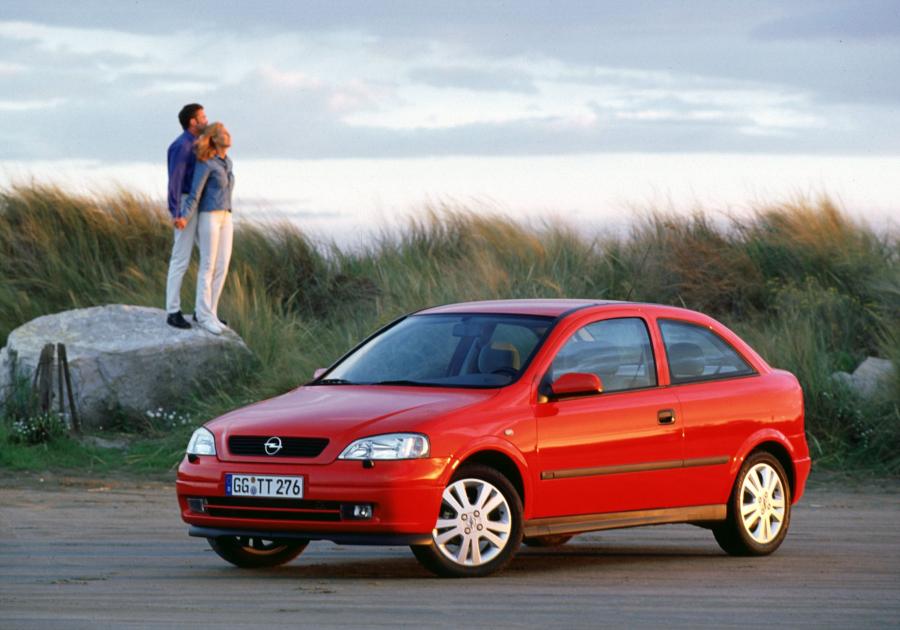  Opel Astra 3-Door (G) 1998 года  (фото 30 из 36)